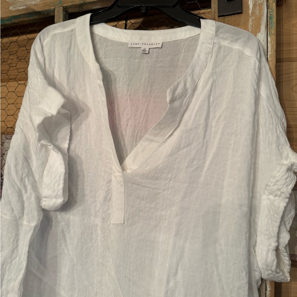 White gauze blouse
